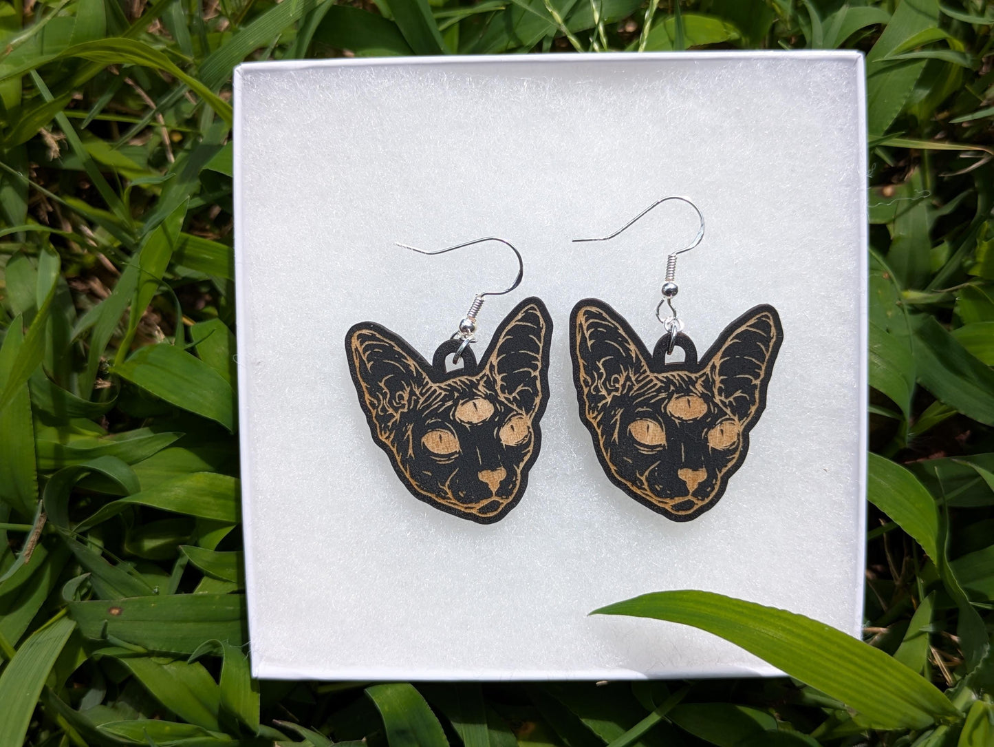 Third Eye Sphynx Cat Earrings - Mystical Wooden Dangle Jewelry for Cat Lovers, Occult Witchy Laser Engraved Earrings