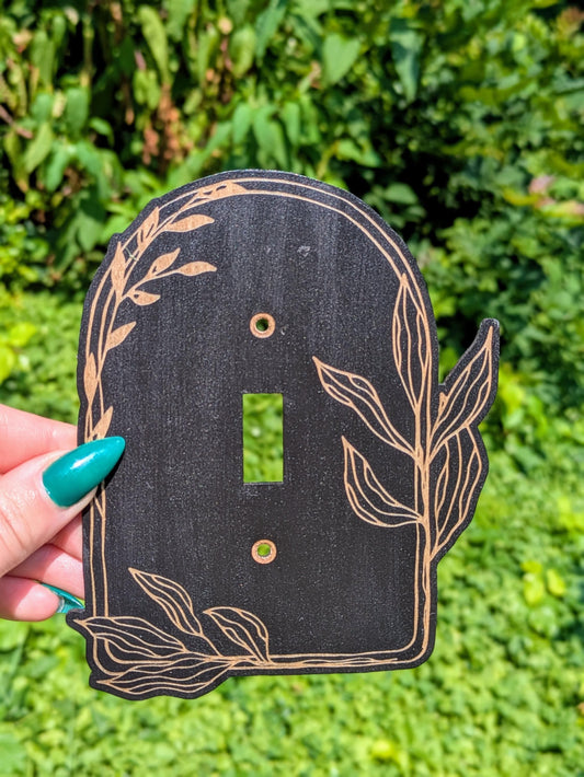 Arch Shaped Light Switch Plate with Vine & Leaf Border