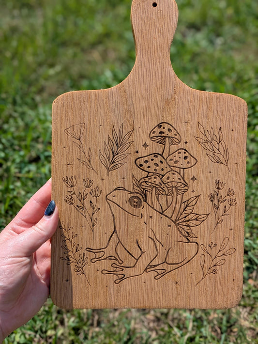 Decorative Wood Cutting Board - Engraved Frog & Mushroom Art | Cottagecore Kitchen Decor | Woodland Nature Gift